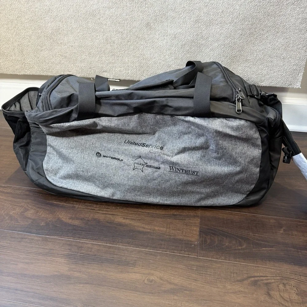 NEW UNDER ARMOUR Men's UA Undeniable 4.0 Duffle Bag Gym Graphite / Black